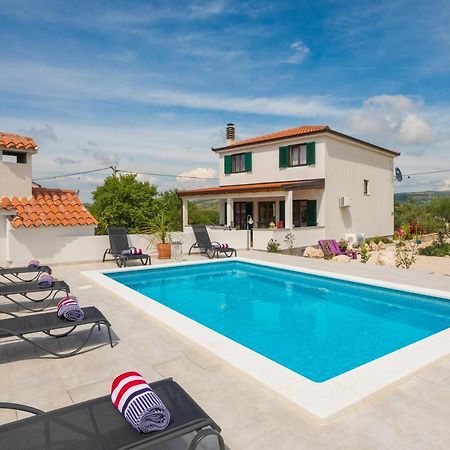 Villa Sunshine Rogoznica  Exteriör bild