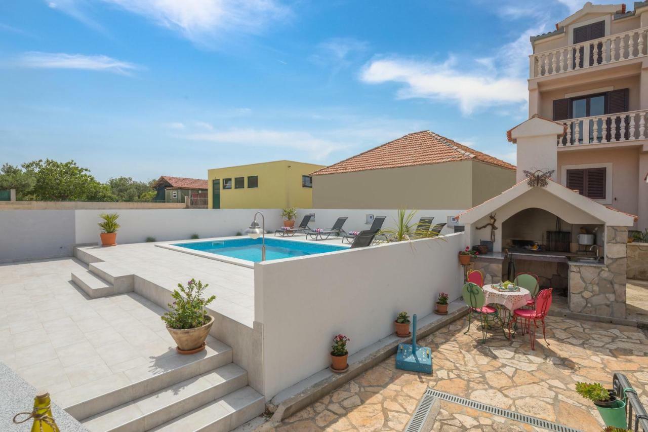 Villa Sunshine Rogoznica  Exteriör bild